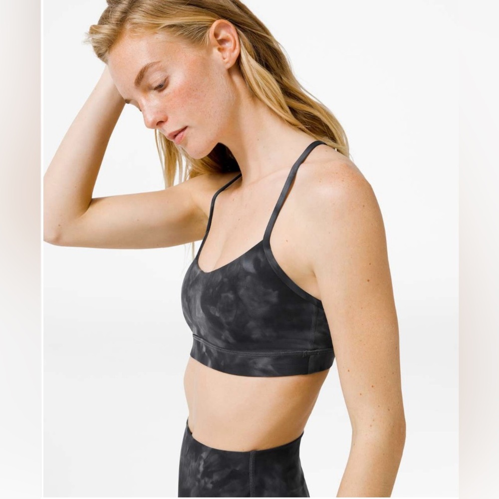 lululemon athletica Tie-Dye Sports Bra - Blue and Black